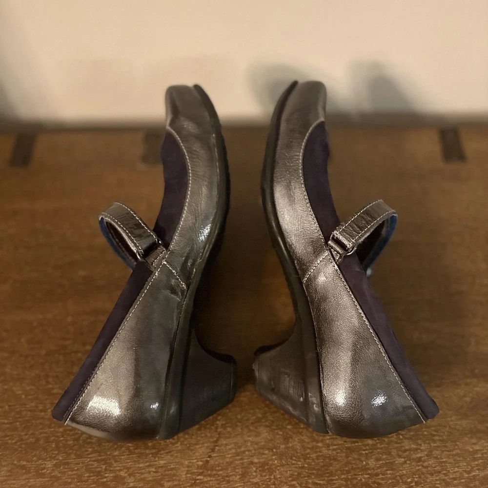 Naot Mary‎ Jane Shoes Womens Size 7 38 Gray Leather Wedge Comfort Walking